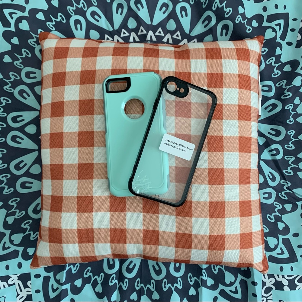 NWT iPhone 7/8/SE cases